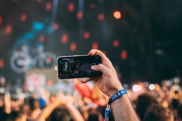 Aktif Bayan Instagram Takipçileri Satın Alın